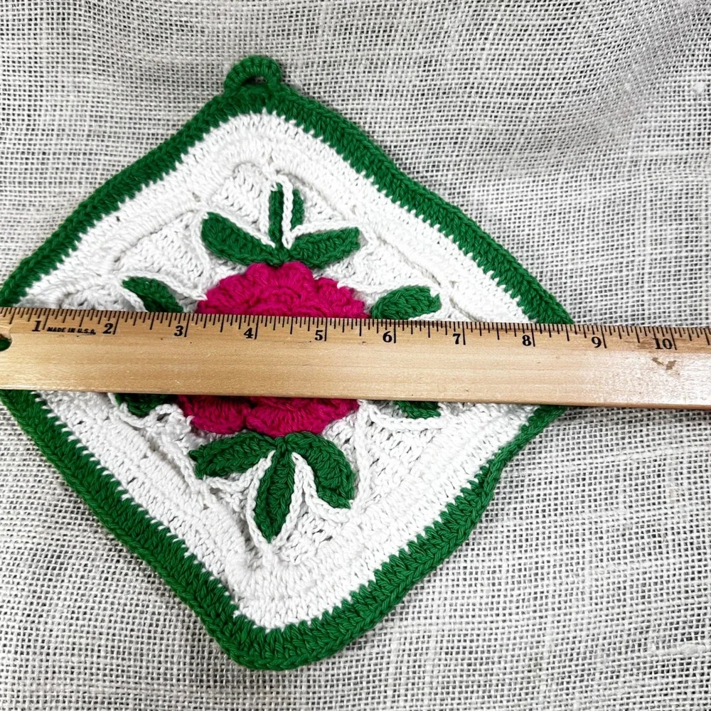 Vintage‎ Handmade Crochet Rose Potholders Set of 2 Pink Green White Cottagecore